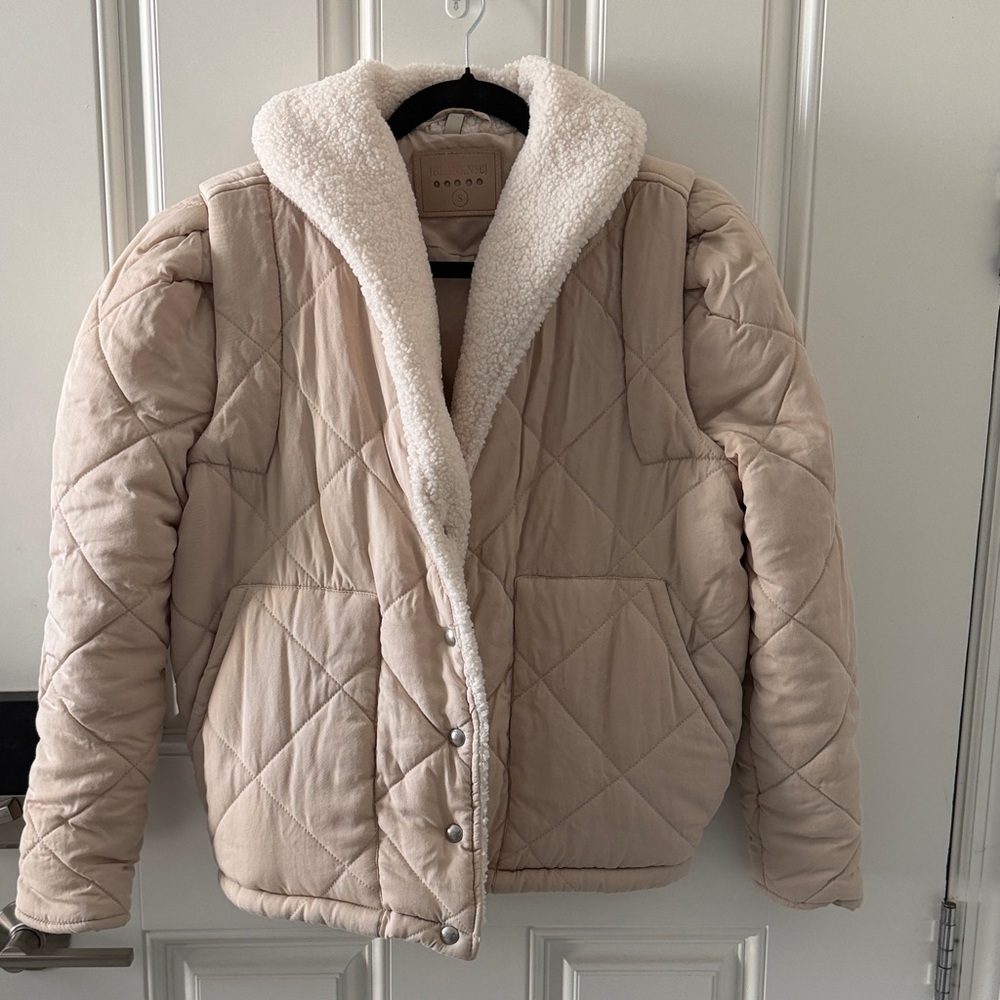 Blank NYC Quilted Sherpa Collar Puffer Jacket in Beige